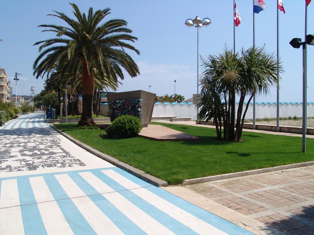 Hotel Acqua Marina Albissola Marina Exteriér fotografie