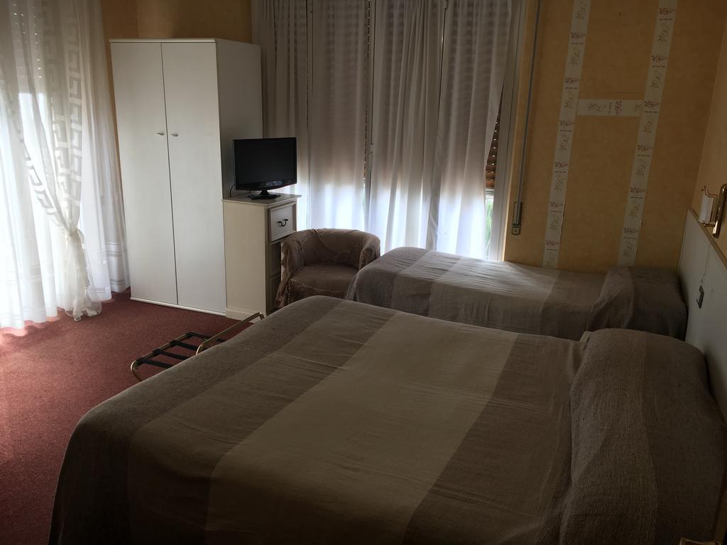 Hotel Acqua Marina Albissola Marina Exteriér fotografie